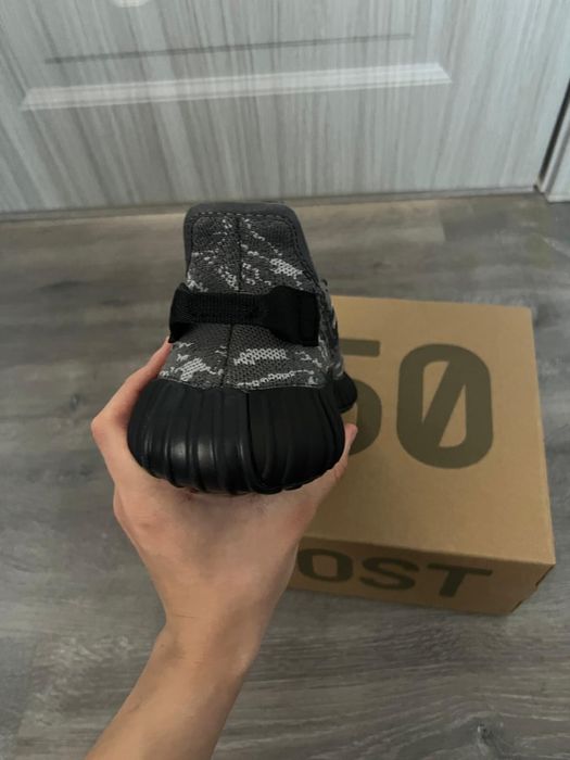 Adidas Yeezy Boost 350 V2 Dark Salt 40-43