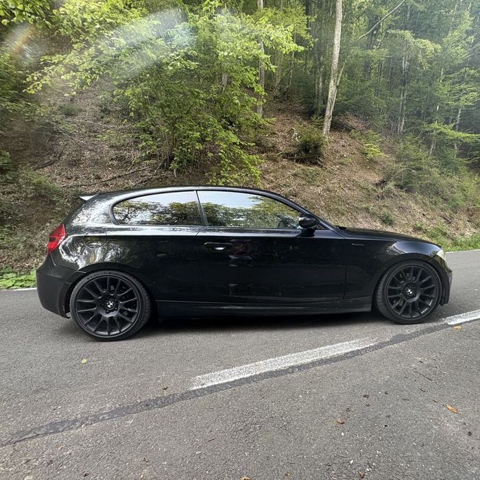 BMW Seria 1 / 2.0 diesel BiTurbo/ Manual 6+1 / Pachet M