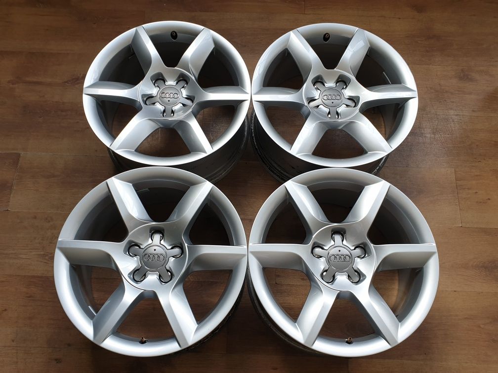 Jante 17 originale audi a5 a6 a4 , 5x112 , 8j et 26 , cb 66.5mm