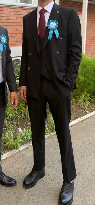 Костюм мужской идеальный выбор