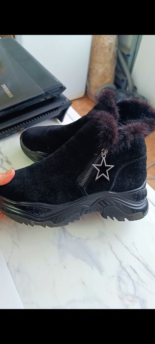 Ботинки зимние женские