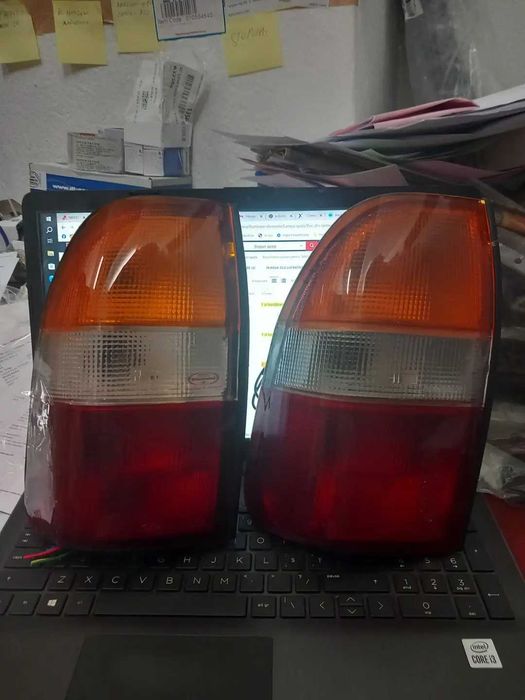 Lampa stop caroserie spate bena mitsubishi  L200 L 200 piesa caroserie
