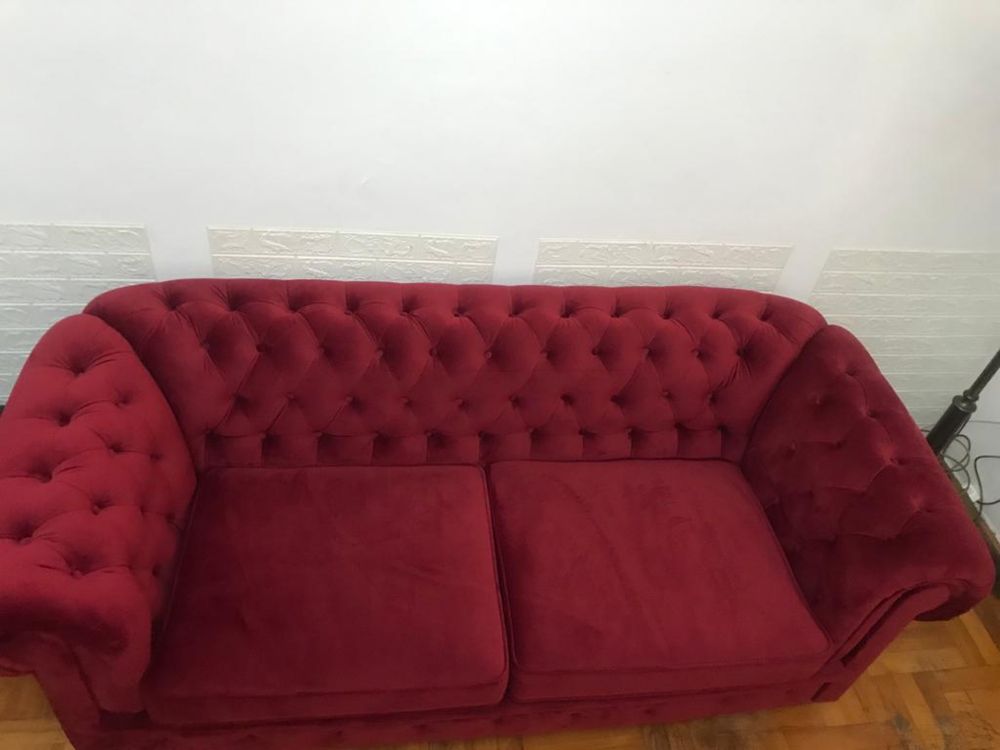 Canapea nouă ambalată