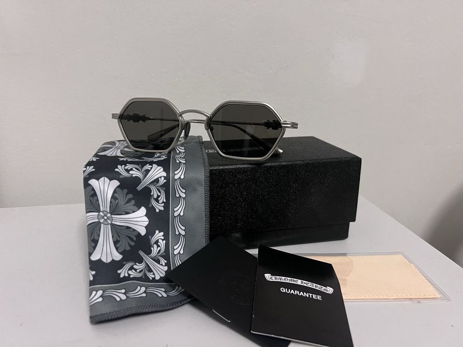 Chrome hearts очила