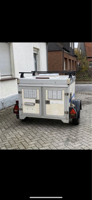 Remorci Germania 2000 kg/ remorca caini