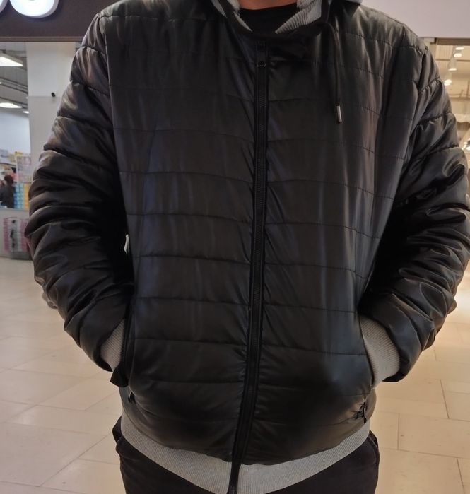 Кажанная куртка в хорошем Торг