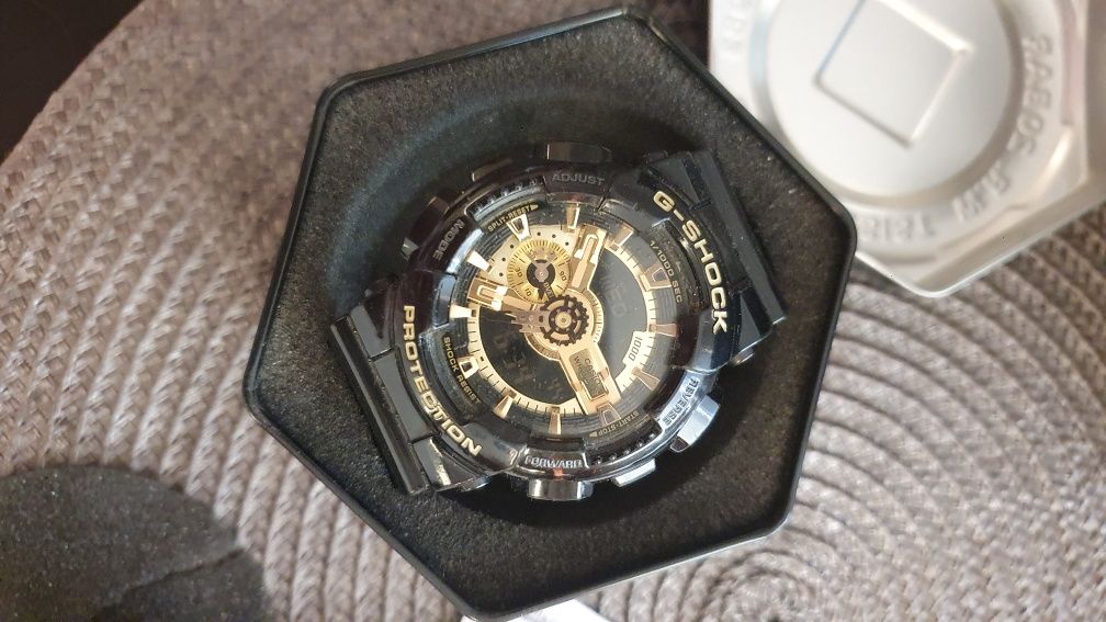 Часовниг Casio G- Shock