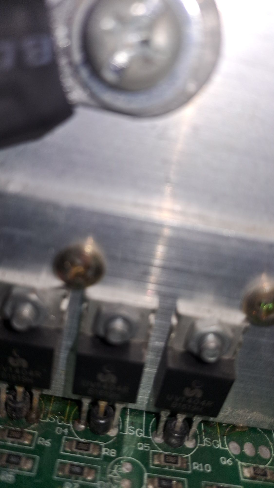 Инвертор 12v-220v5000w за ремонт!!!