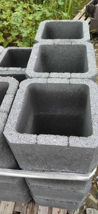 Boltari fundatie și zidarie