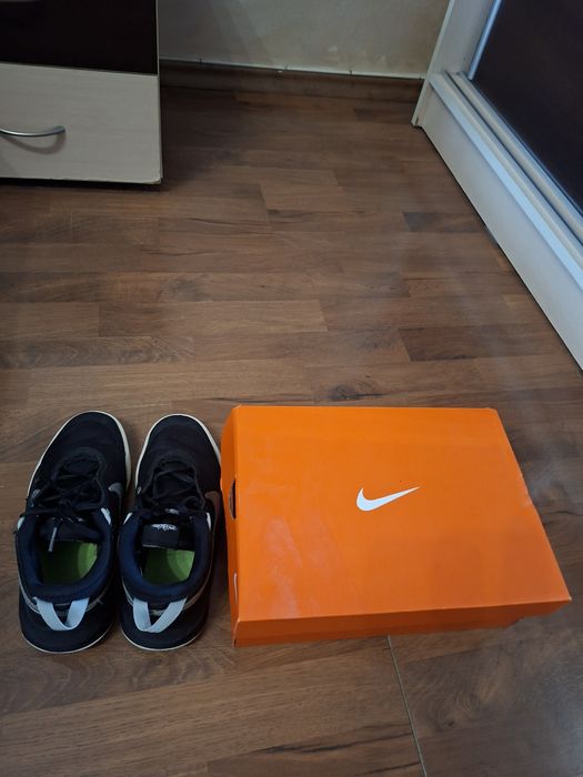 Обувки на Nike. Оригинални са
