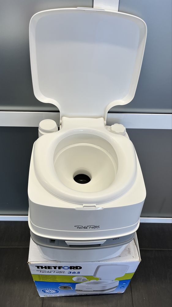 Преносима химическа тоалетна Thetford Porta Potti 365 - чисто нова