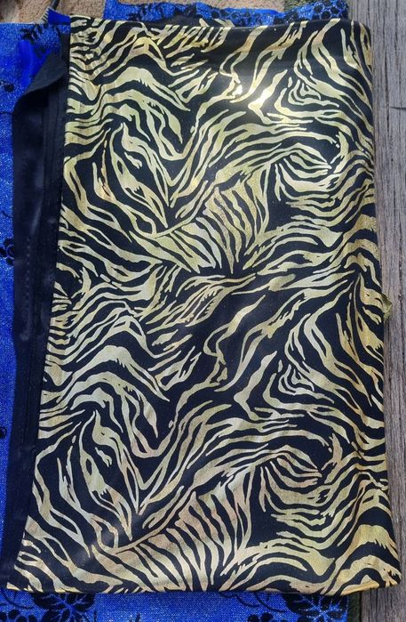 Ткани старинные.