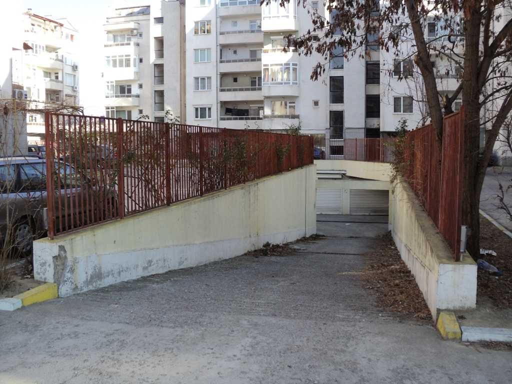 Дава се под наем Гараж / Паркомясто в Пловдив, Тракия - 18 кв.м за 51 € - Снимка #5