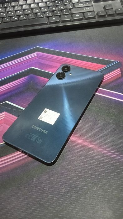 Samsung Galaxy A06 sotiladi tez va kelishilgan holda