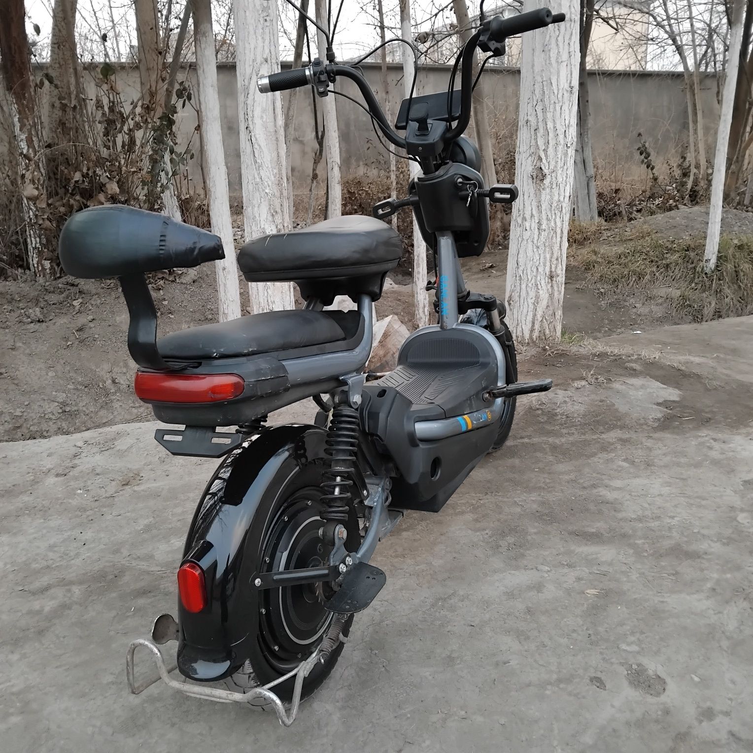 Elektra skuter b/u