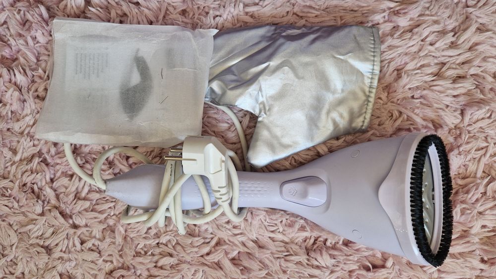 Aparat de calcat vertical cu aburi - Philips Steam &Go