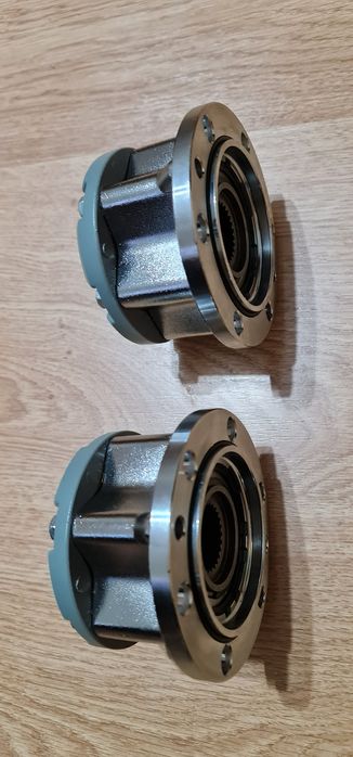 Cupaje fata noi  suzuki samurai AISIN (MRL)