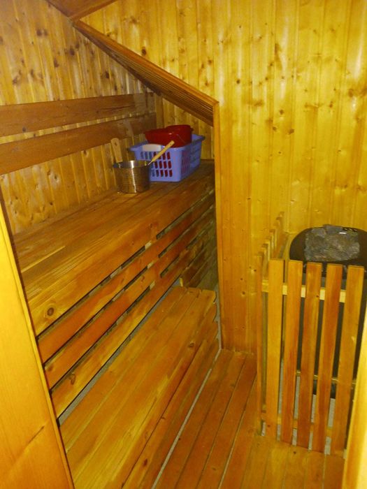 Casa frumoasa, ideala pentru 2 familii, localitatea Zizin, proprietar