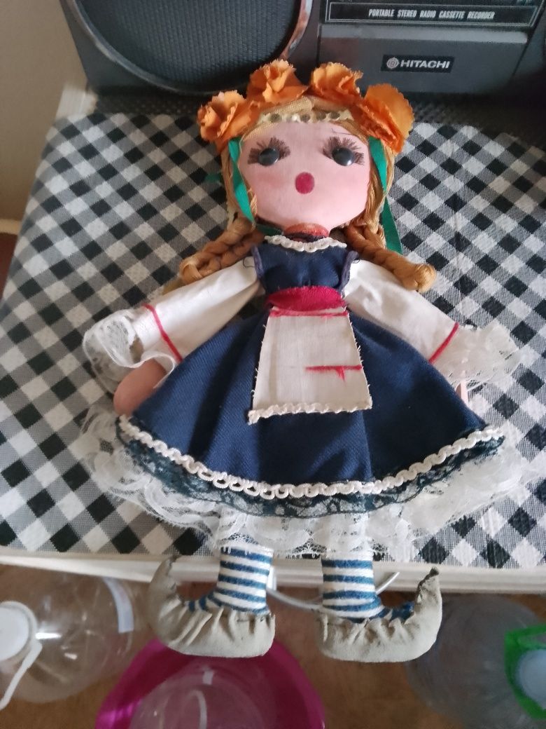 Автентична кукла