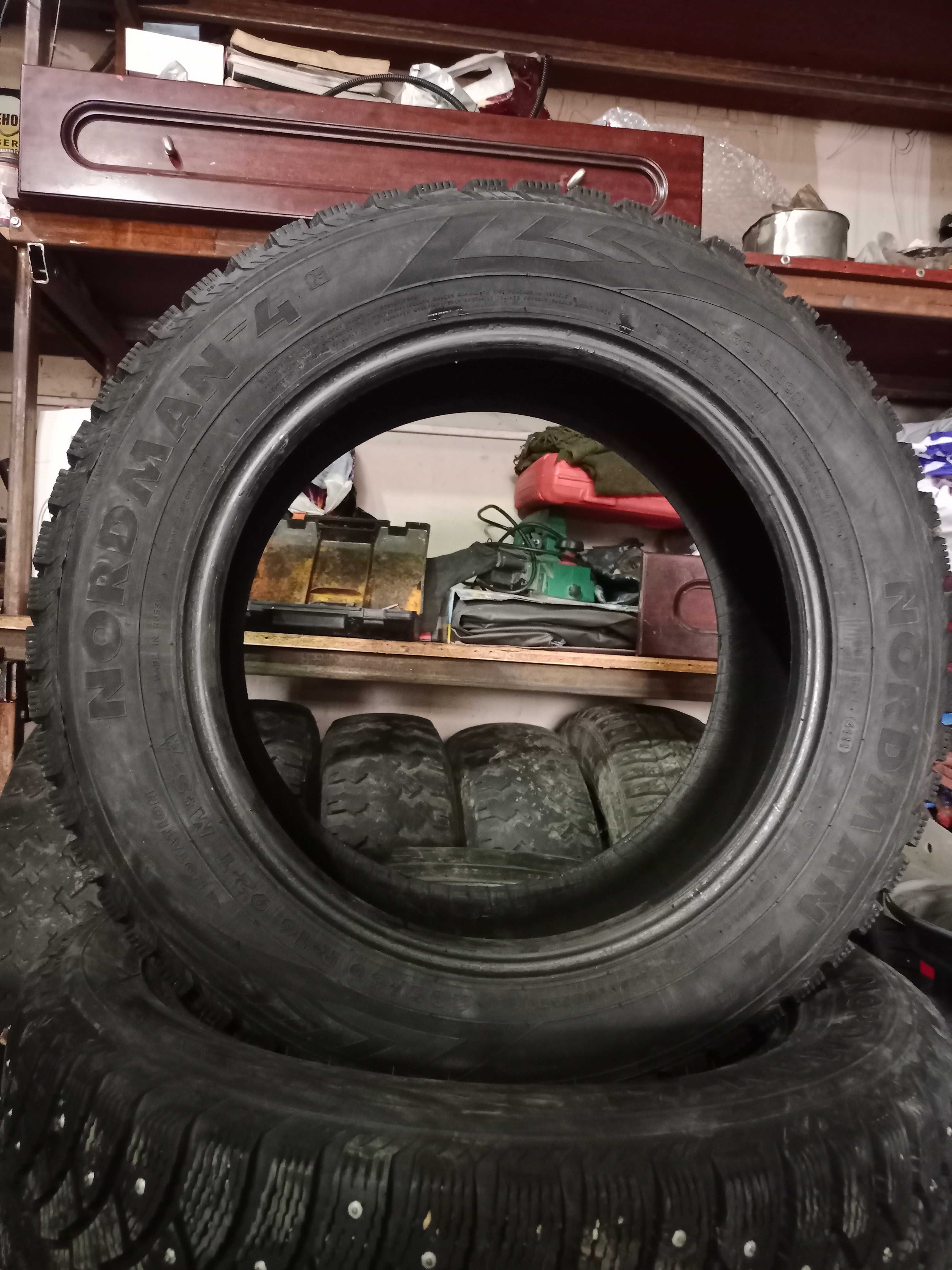 Зимние шипованные нордман 4 205/60 R16