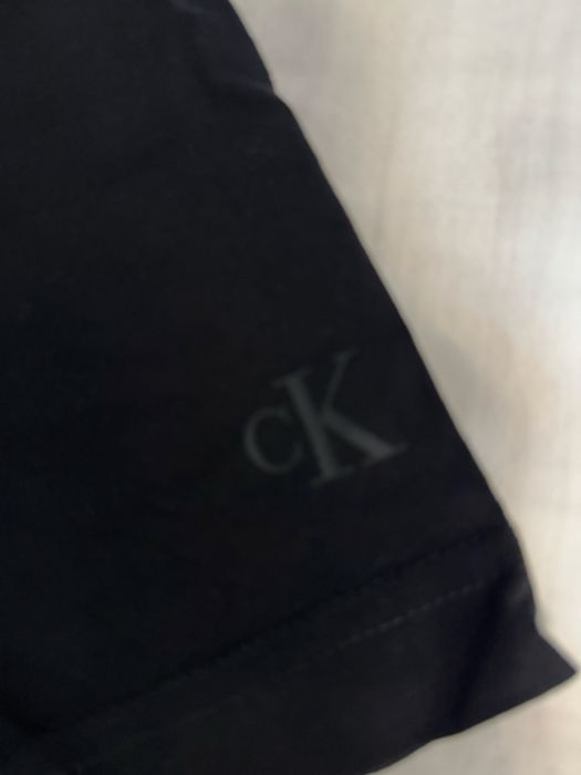 oferta 3 tricouri si un hanorac