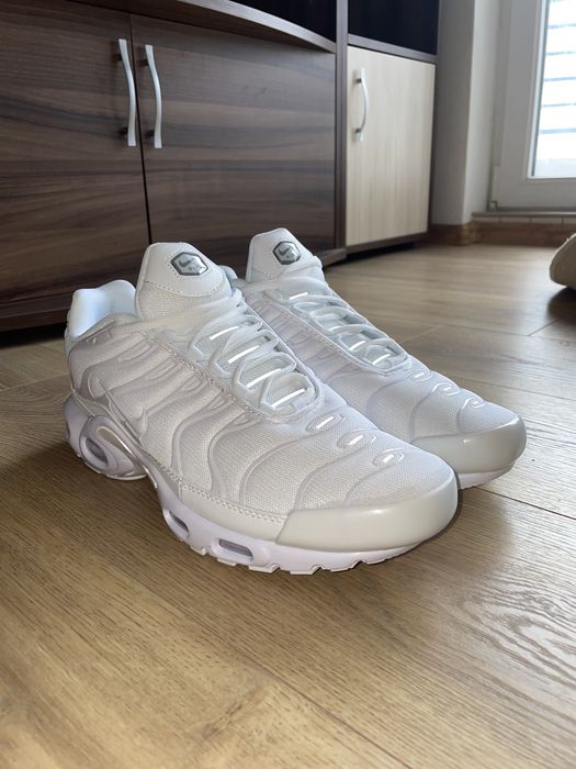 Nike Air Max TN Triple White