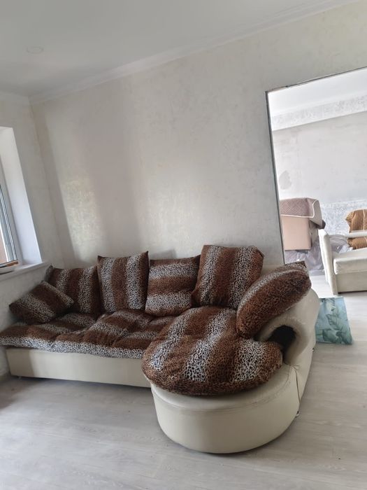 Продам мягкий уголок