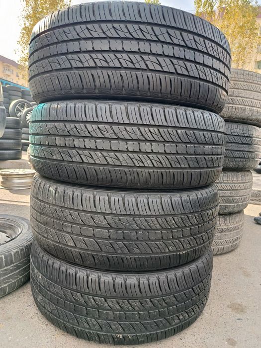 235_55_R19 Kumho Kareya