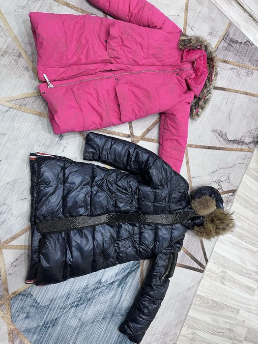 Продам 2 куртки. Розовый 140, Синий 150 размер