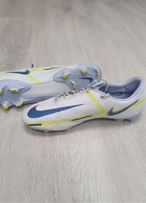 Nike Phantom GT бутонки