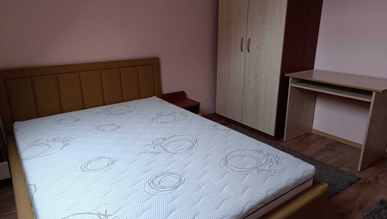 Дава се под наем Тристаен апартамент в Варна, ХЕИ - 125 кв.м за 700 € - Снимка #10