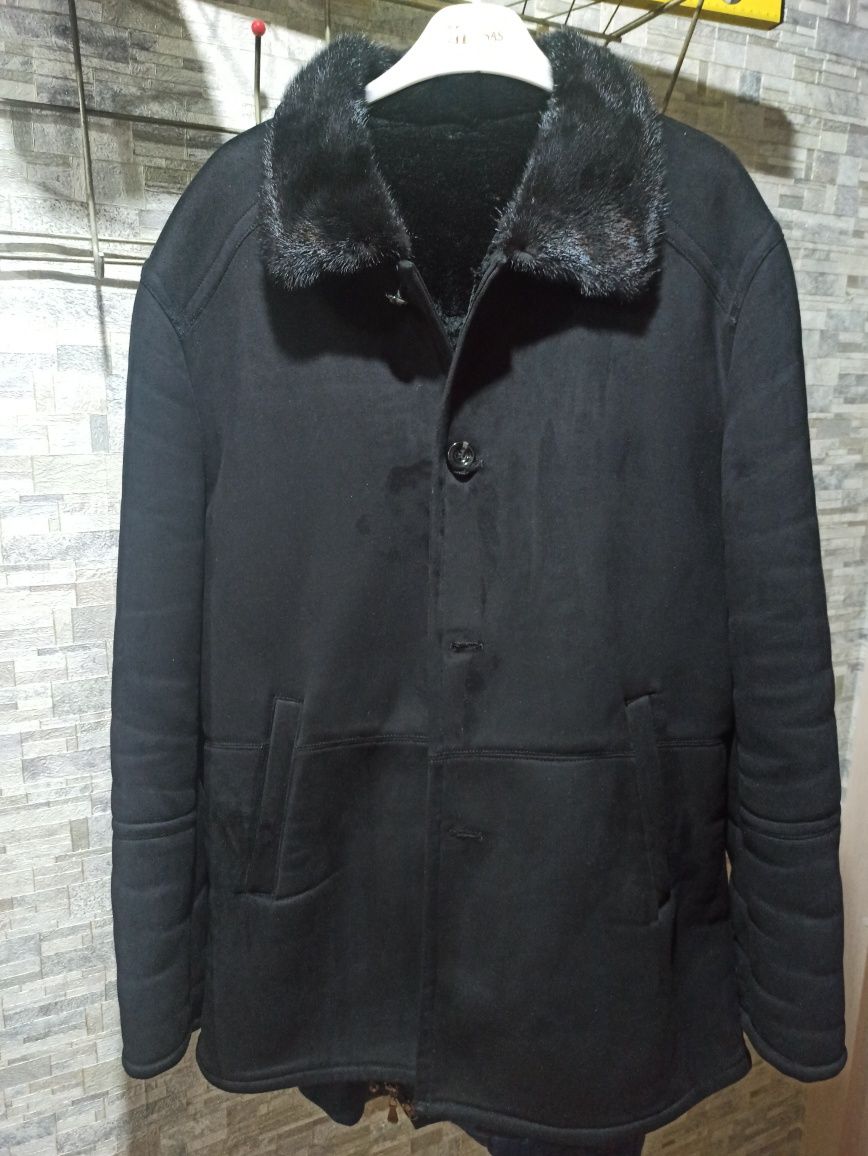 Мужская куртк-дубленка зима в идеальном состоянии.
