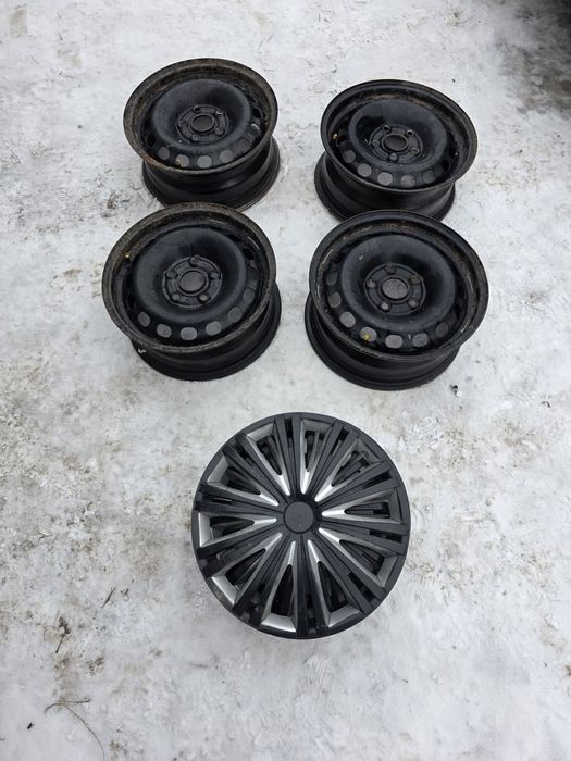 Продам диски Audi 100 C4