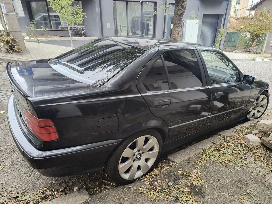 BMW е36 M50B25 седан без ръжди