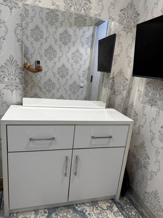 Мебель спалняя, диван