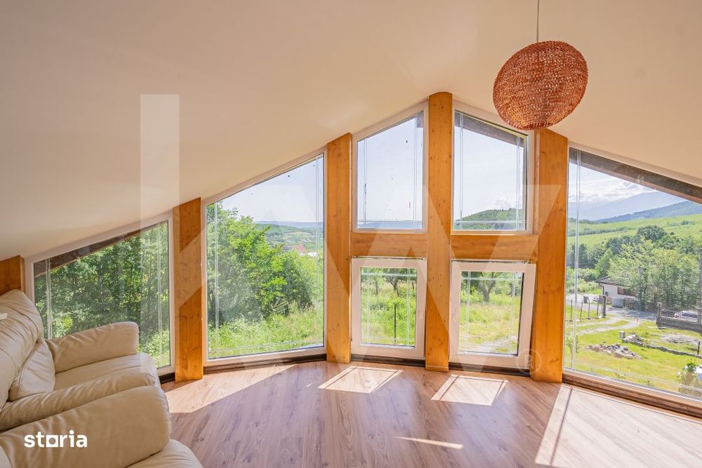 Casa de vacanta spatioasa cu priveliste spectaculoasa in Tocile