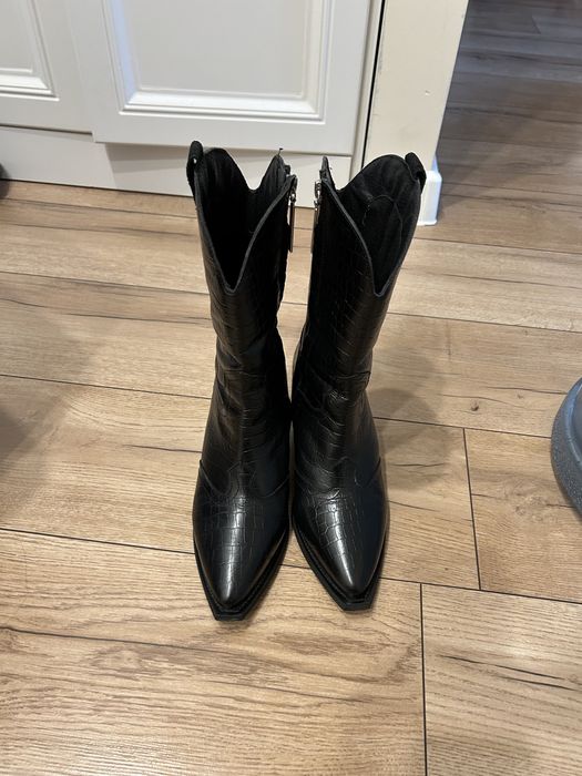 Казаки женские Gloseppo 39р