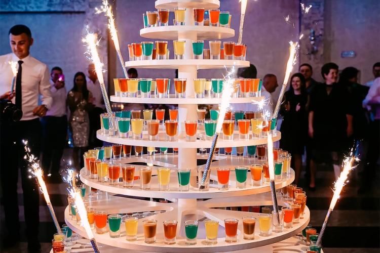 Oglinda magica/video 360/platforma/fum greu/tort shoturi