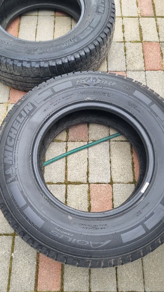 Michelin Agilis 225/75R 16CP și  KUMHO 215 75R 15C