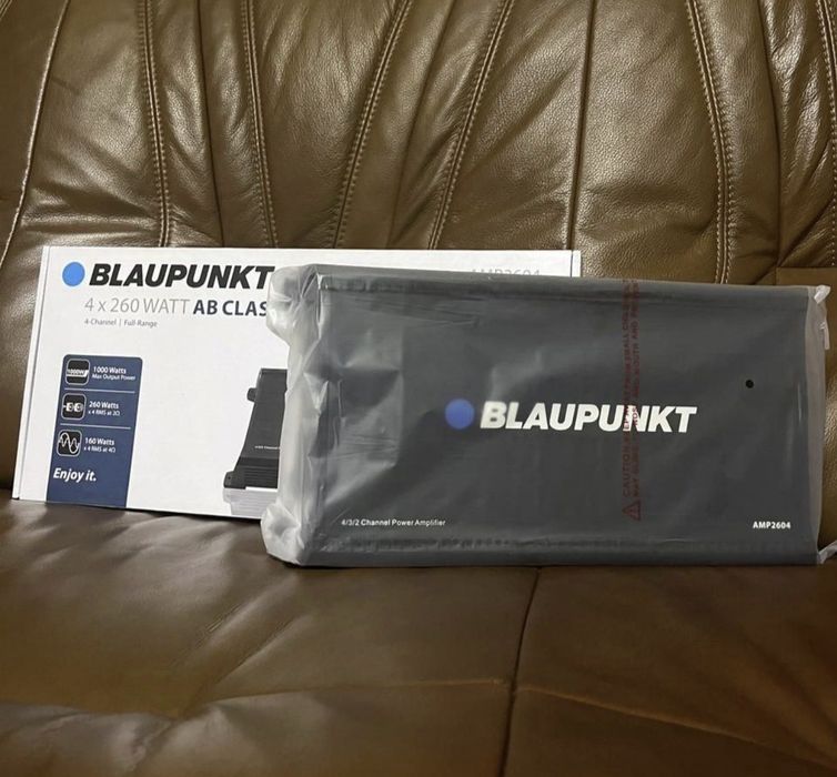 Усилитель Blaupunkt 4-х канальный. Новый.