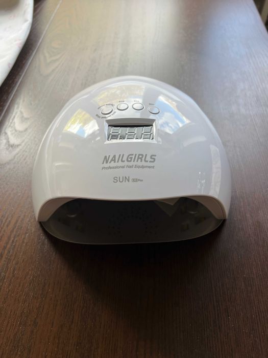 UV лампа за нокти 150W