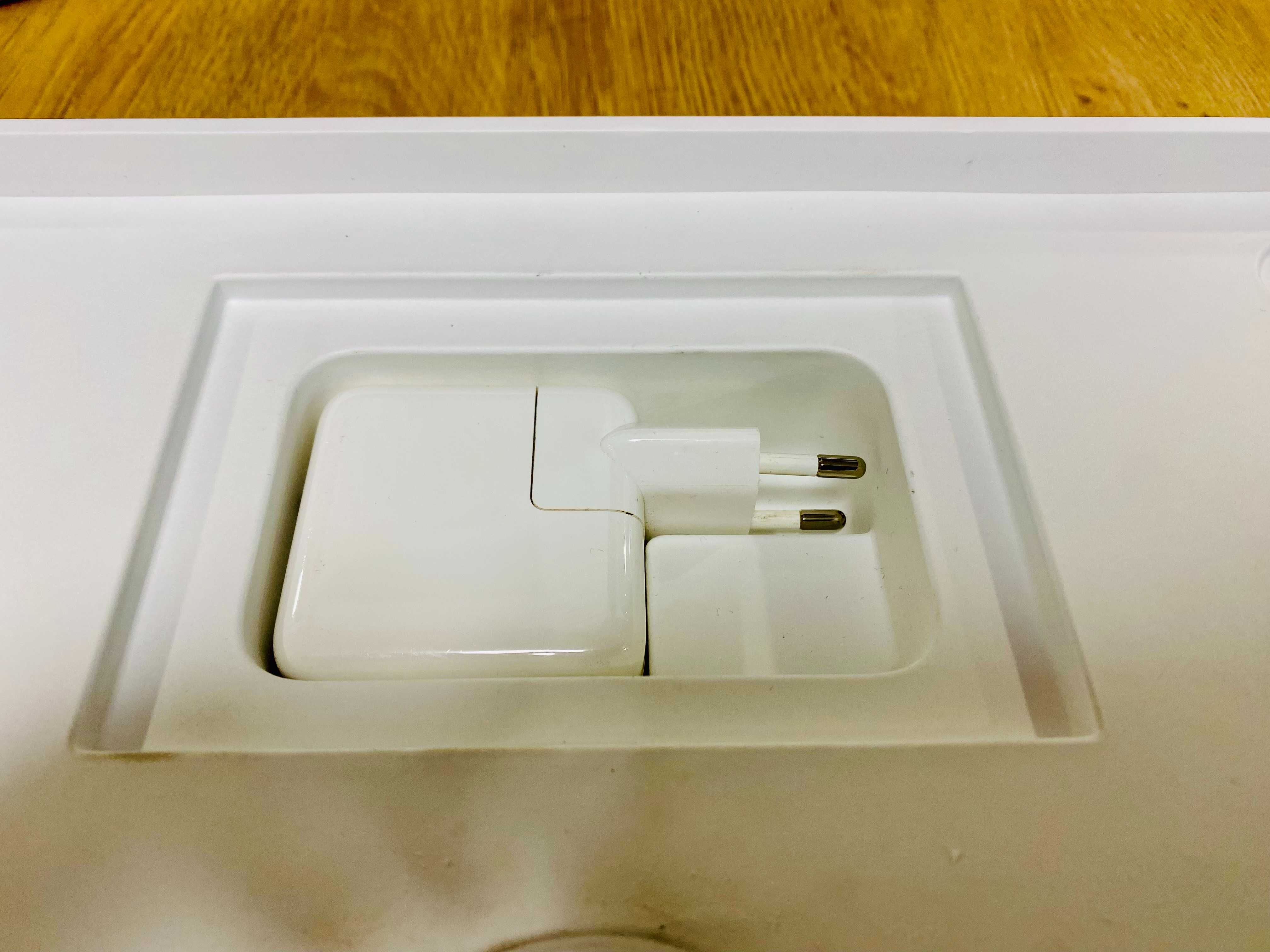 НОВ !!! Apple MacBook Air 13, 13.3", M1, 256GB, 8GB, Space Gray, 100%
