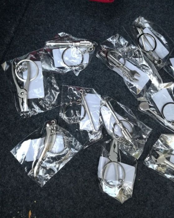 Breloc cheie Patent, surubelnita, cheie, oglinda produs nou