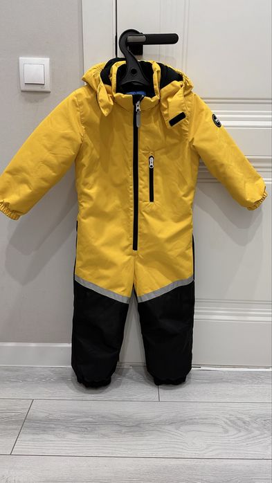 Продам детский зимний комбинезон