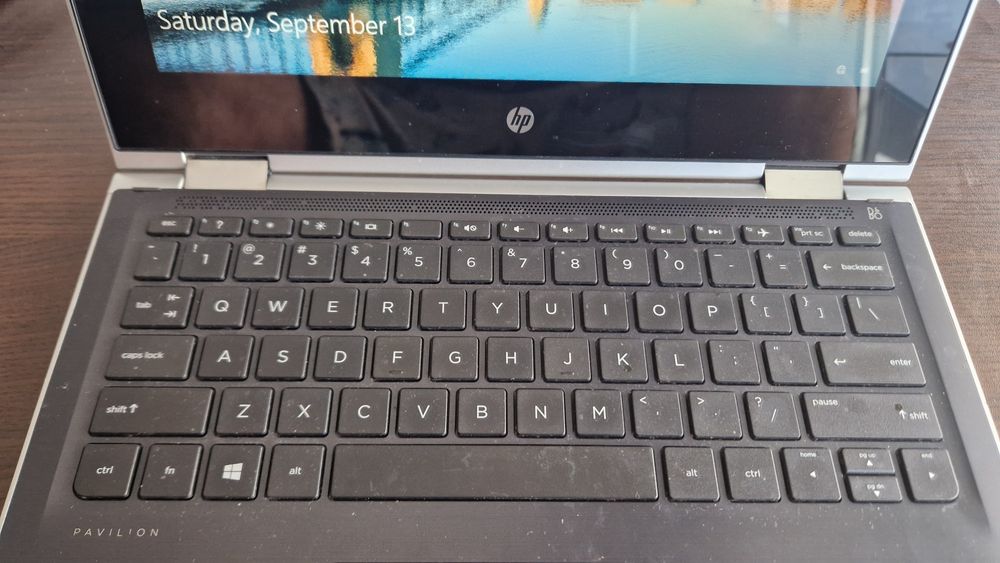 HP Pavilion x360 m1, touch screen, идеално състояние