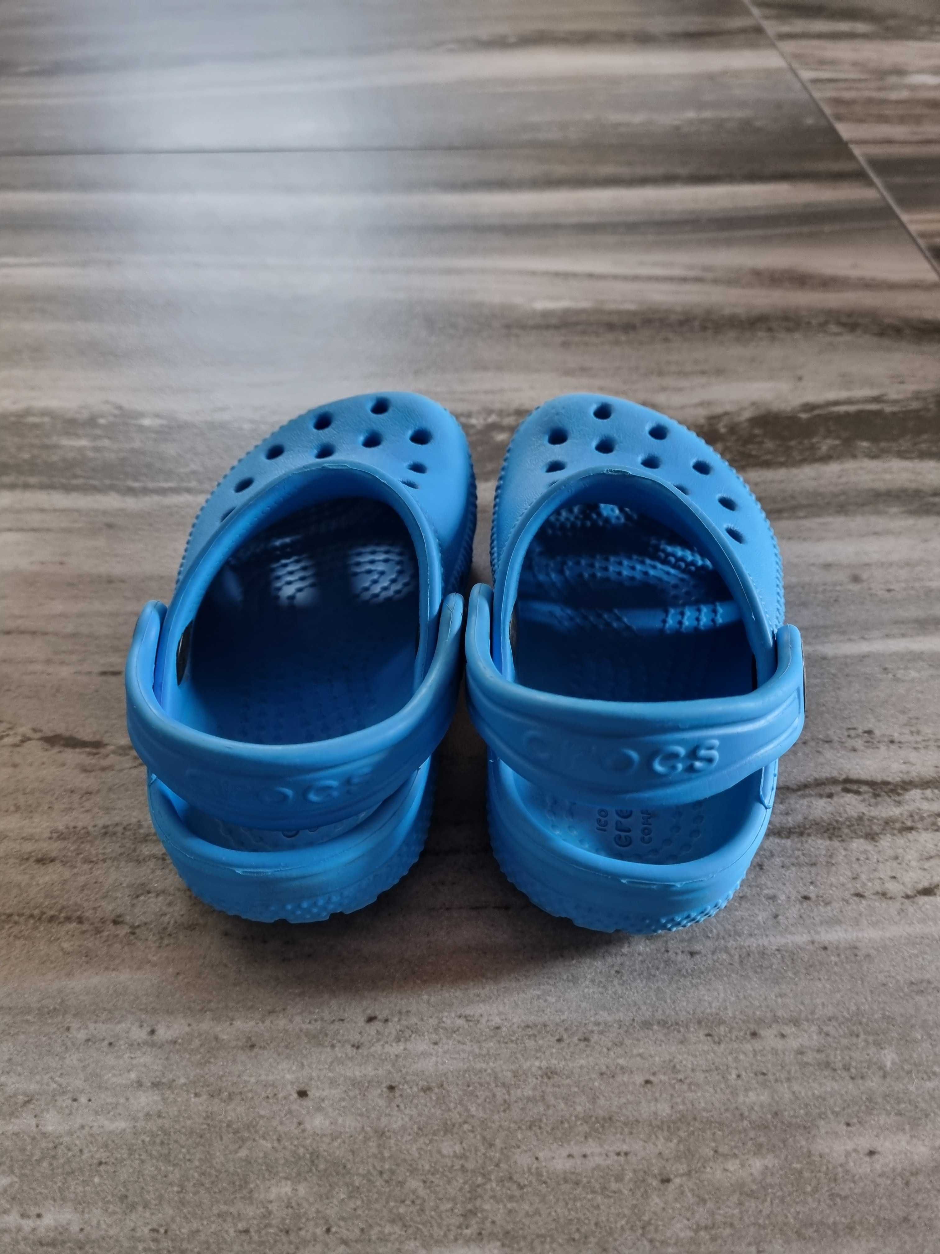 Кроксове и гумени ботуши на Crocs