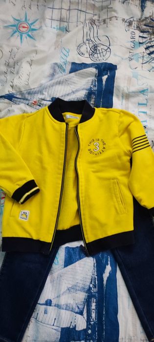 Mayoral 104 суичер, дънки, риза