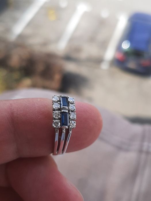 Inel din aur alb 18kt safire baghetă și diamante