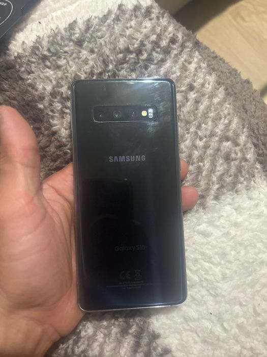 Samsung s10 plus  128 GB 8 GB RAM folosit doar pentru muzica