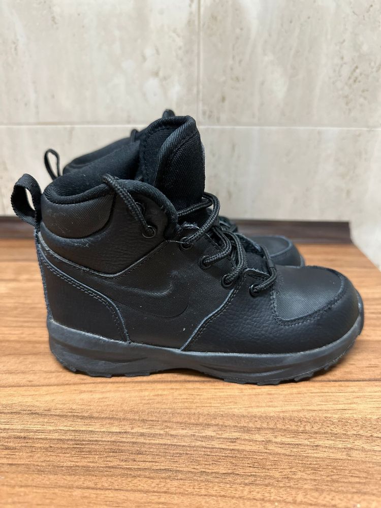 Bocanci Nike baieti.